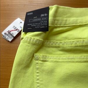 Gap Women's Yellow Legging Jeans